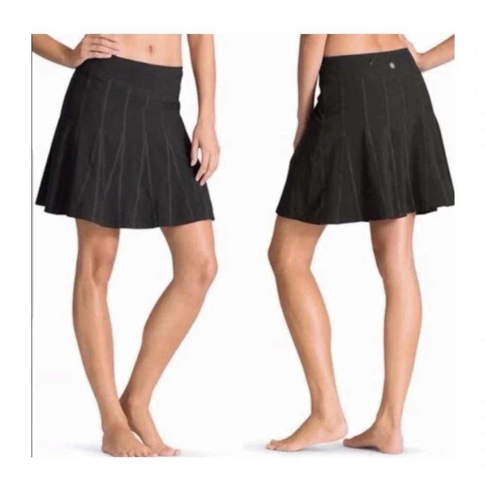 Athleta Wear About Pleated Athletic Skort Skirt Black Size 10 Golf Tennis Preppy